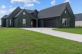 15688 CR 436, Lindale, TX 75771