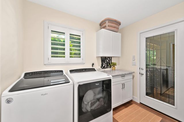 7850 Wildridge Dr, Fair Oaks, CA 95628