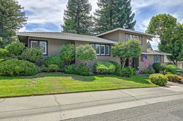7850 Wildridge Dr, Fair Oaks, CA 95628