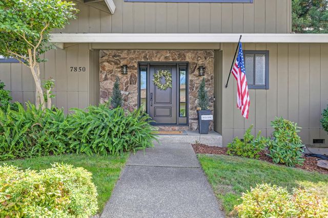 7850 Wildridge Dr, Fair Oaks, CA 95628