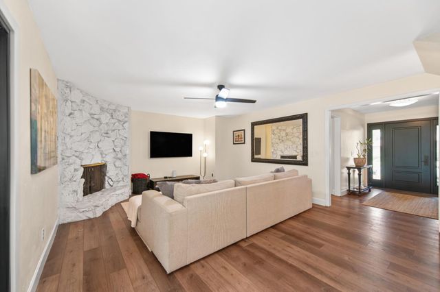 7850 Wildridge Dr, Fair Oaks, CA 95628