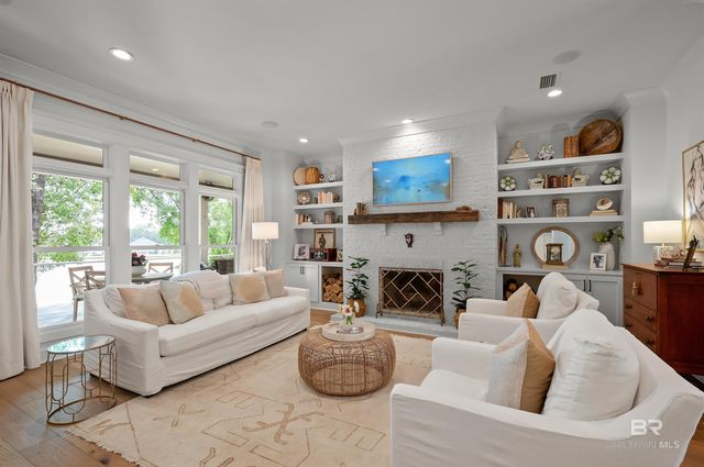 822 Apricot Lane, Fairhope, AL 36532
