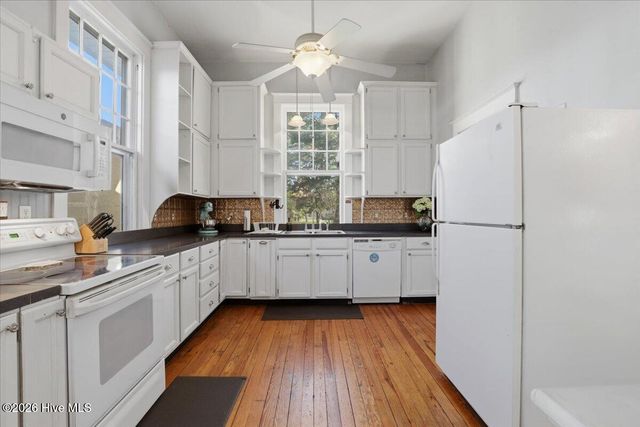129 E Railroad Street, La Grange, NC 28551