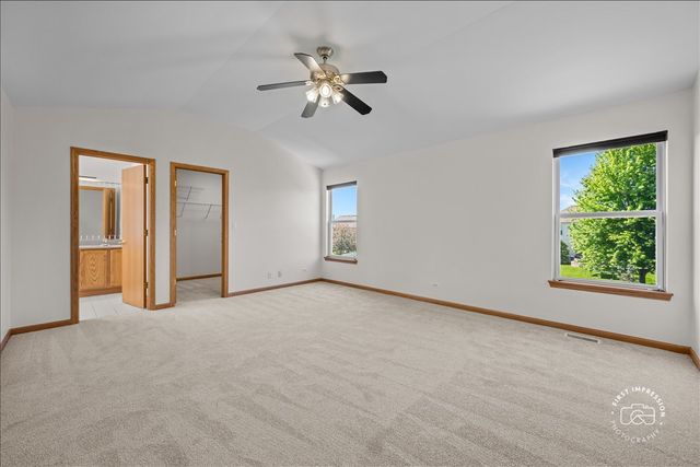 2812 Plante Road, North Aurora, IL 60542