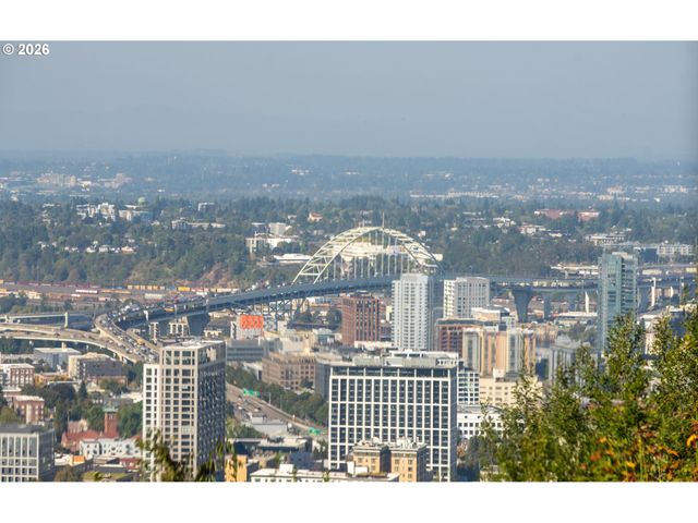 1281 Sw DAVENPORT St, Portland, OR 97201