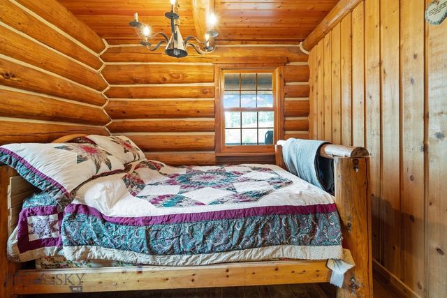 390 Crosscut Road, Rexford, MT 59930