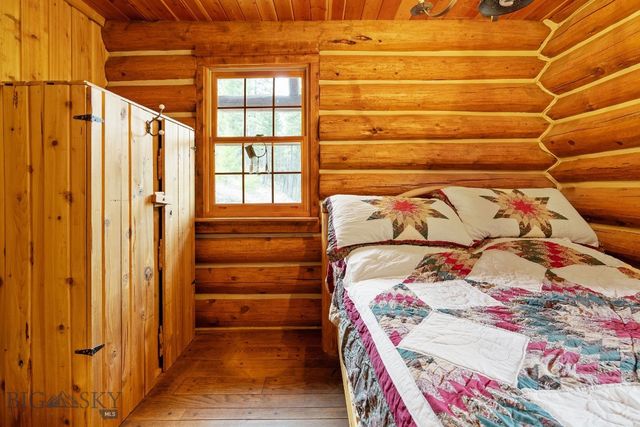 390 Crosscut Road, Rexford, MT 59930