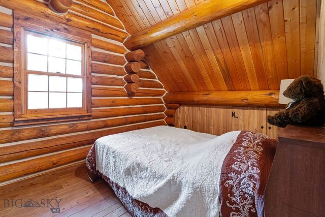 390 Crosscut Road, Rexford, MT 59930