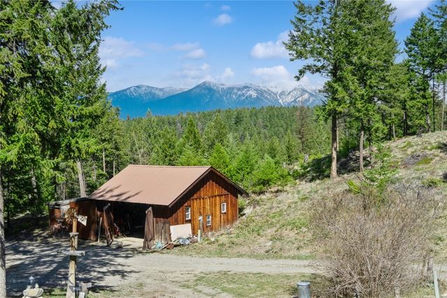 390 Crosscut Road, Rexford, MT 59930