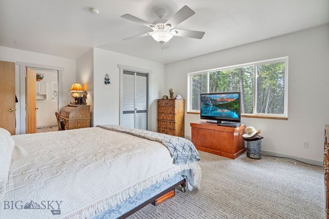 390 Crosscut Road, Rexford, MT 59930