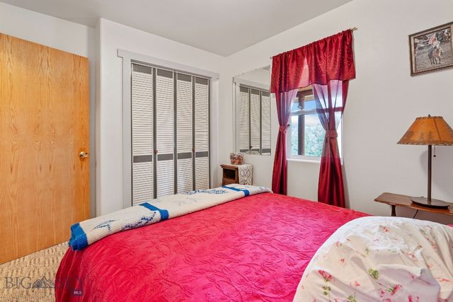 390 Crosscut Road, Rexford, MT 59930