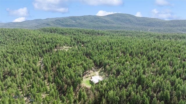 390 Crosscut Road, Rexford, MT 59930