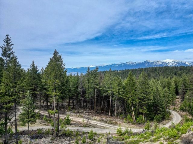 390 Crosscut Road, Rexford, MT 59930