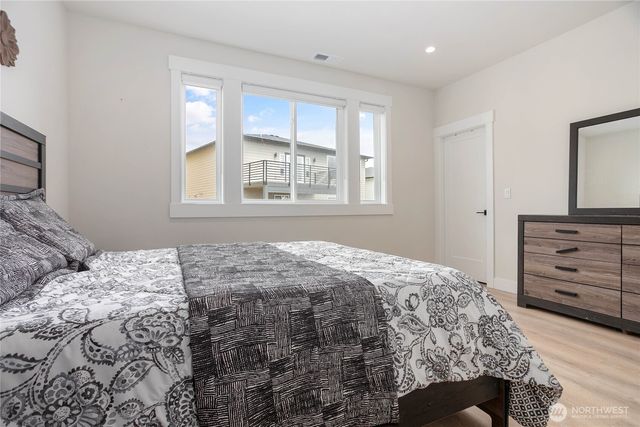 2124 Riverstone Loop, Ferndale, WA 98248