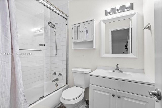 260 NW 19th Street 26, Boca Raton, FL 33432