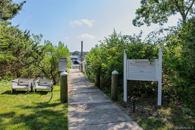 416 Lindsay Lane, Moriches, NY 11955