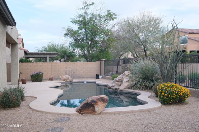 8367 W Briles Road, Peoria, AZ 85383