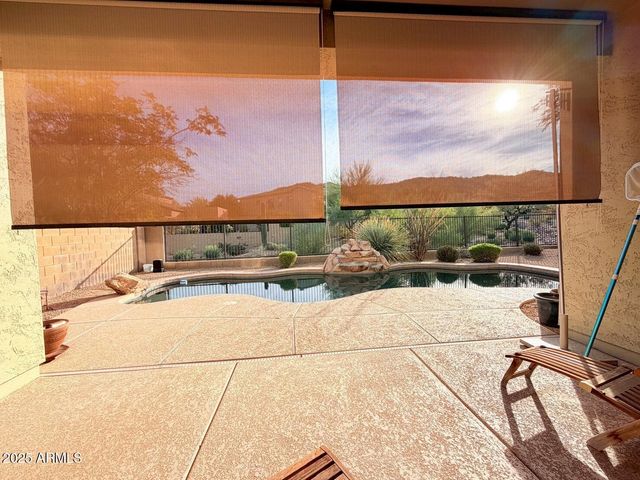 8367 W Briles Road, Peoria, AZ 85383