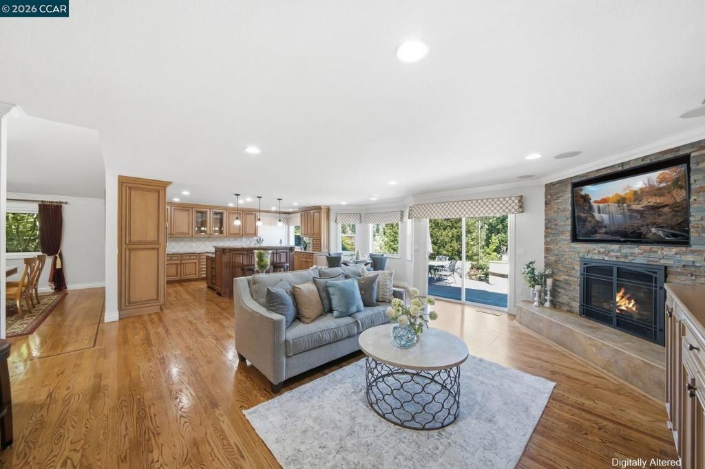 Image 13 of property listing at 700 Blue Spruce Dr, Danville, CA 94506