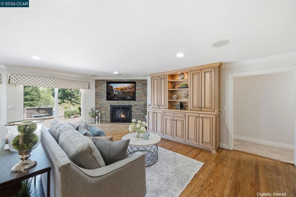 Image 14 of property listing at 700 Blue Spruce Dr, Danville, CA 94506