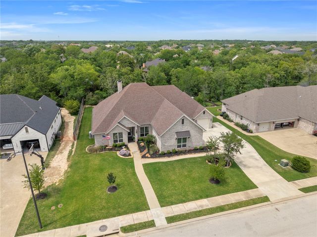 1231 Quarry Oaks Drive, College Station, TX 77845