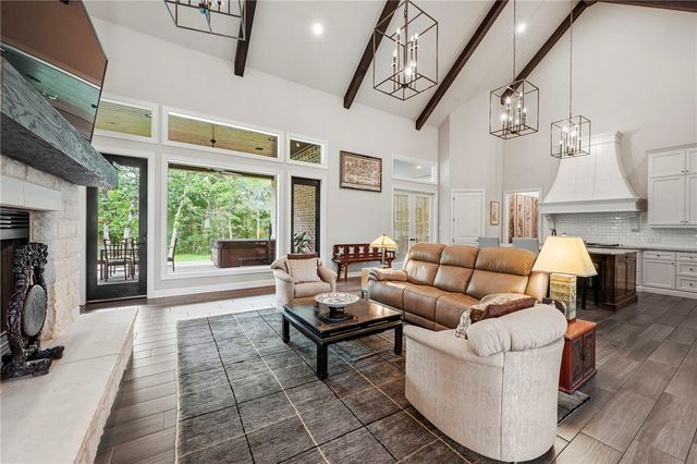 1231 Quarry Oaks Drive, College Station, TX 77845