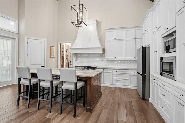 1231 Quarry Oaks Drive, College Station, TX 77845