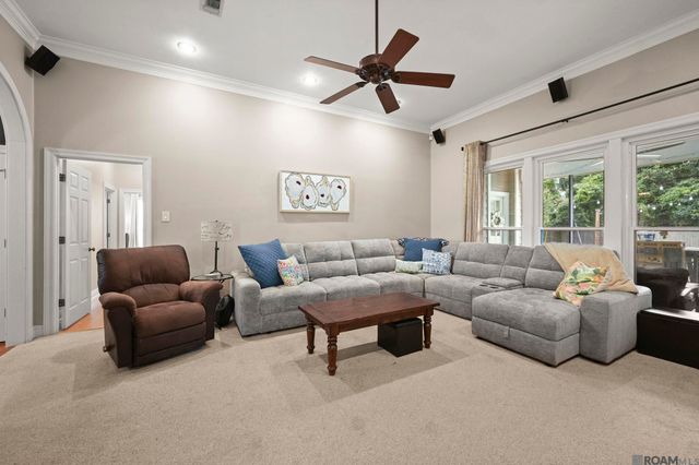 341 Pastureview Dr, Baton Rouge, LA 70810