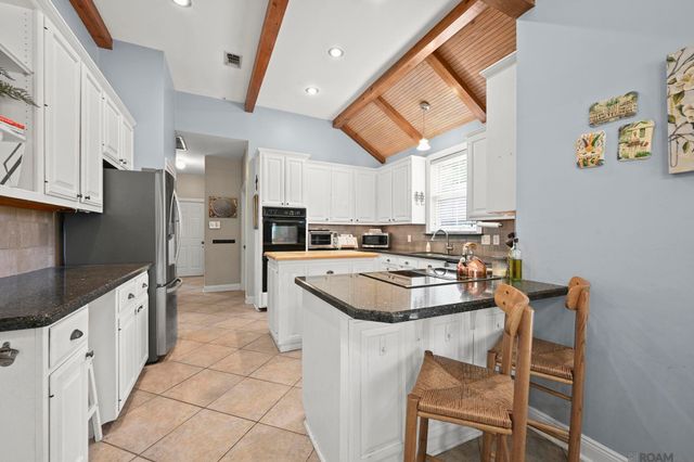 341 Pastureview Dr, Baton Rouge, LA 70810