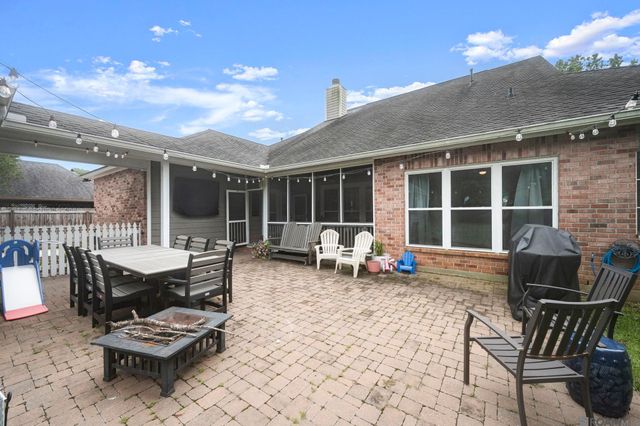 341 Pastureview Dr, Baton Rouge, LA 70810