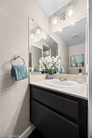 573 Wayland Court, Claremont, CA 91711