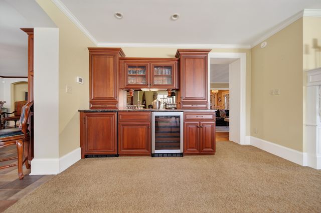 426 SHAWNEE Drive, Erie, PA 16505