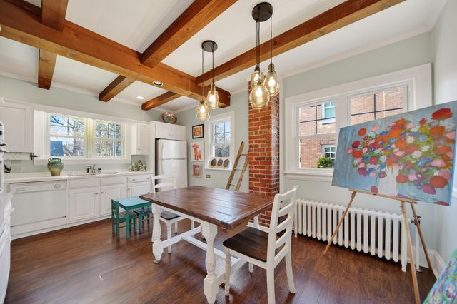 426 SHAWNEE Drive, Erie, PA 16505