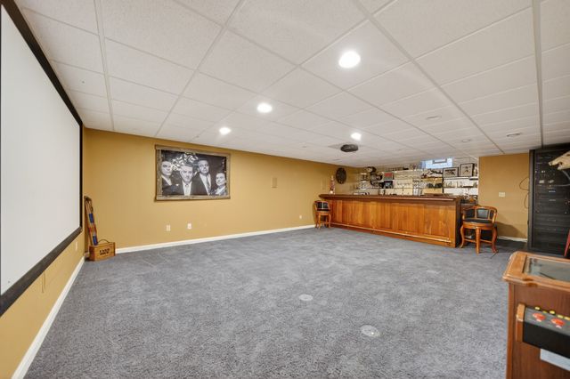 426 SHAWNEE Drive, Erie, PA 16505