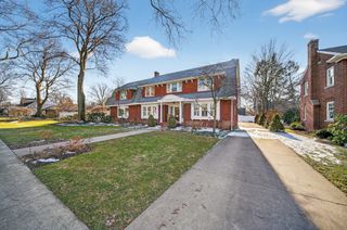 426 SHAWNEE Drive, Erie, PA 16505