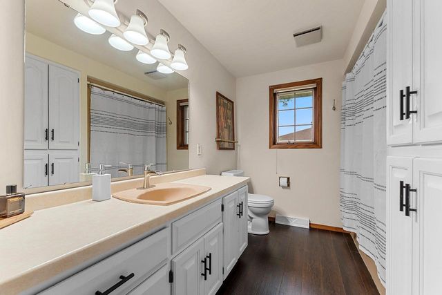 2812 FINGER ROAD, Green Bay, WI 54302