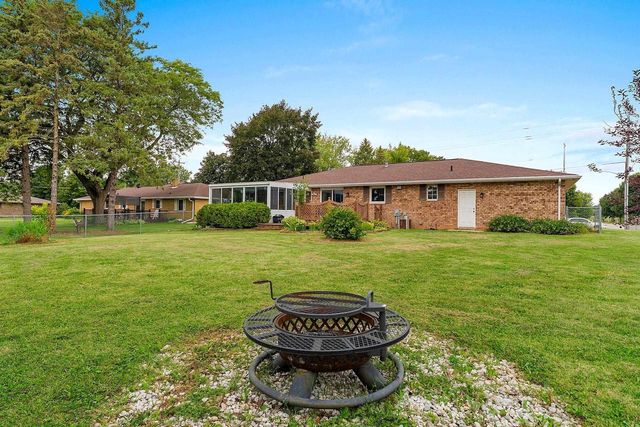 2812 FINGER ROAD, Green Bay, WI 54302