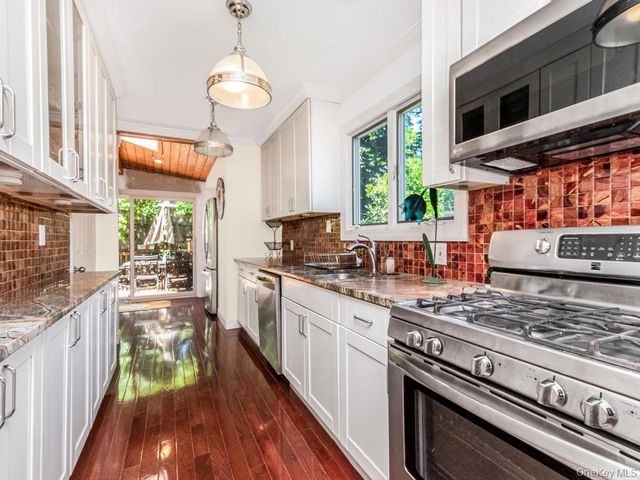 177 Carroll Street, Bronx, NY 10464