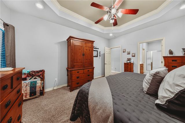 1 Totton Lane, Bella Vista, AR 72714
