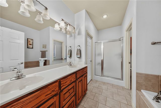 1 Totton Lane, Bella Vista, AR 72714
