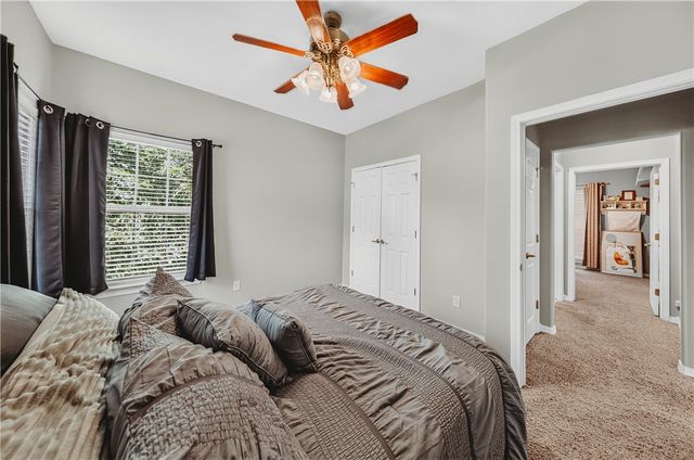 1 Totton Lane, Bella Vista, AR 72714