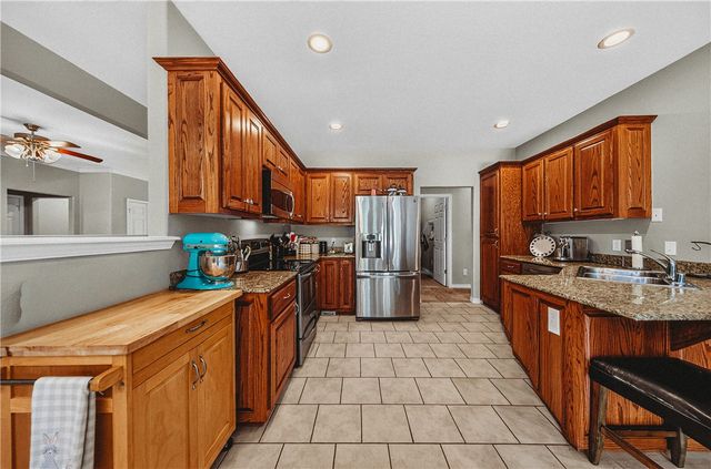 1 Totton Lane, Bella Vista, AR 72714