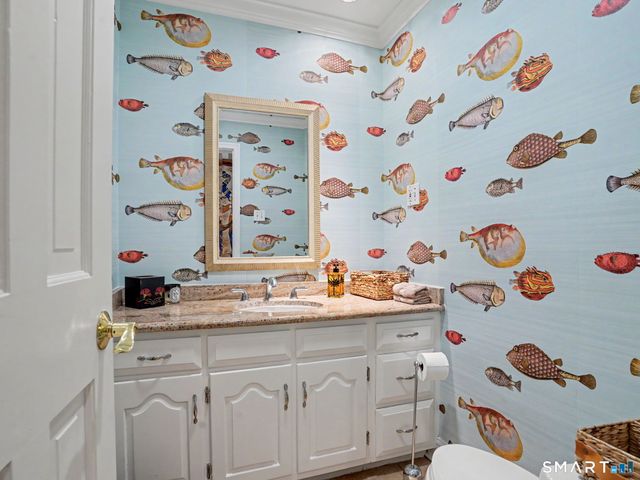 36 Lobsterback Road, Trumbull, CT 06611