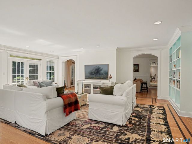 36 Lobsterback Road, Trumbull, CT 06611