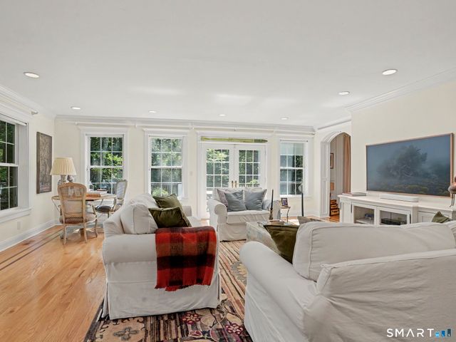 36 Lobsterback Road, Trumbull, CT 06611