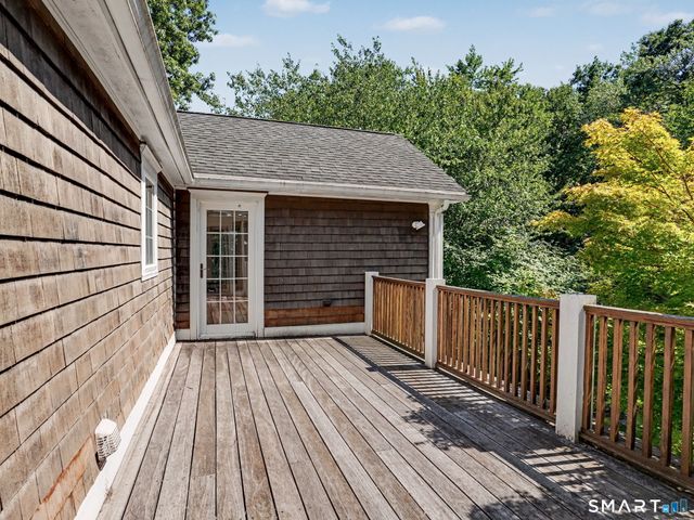 36 Lobsterback Road, Trumbull, CT 06611