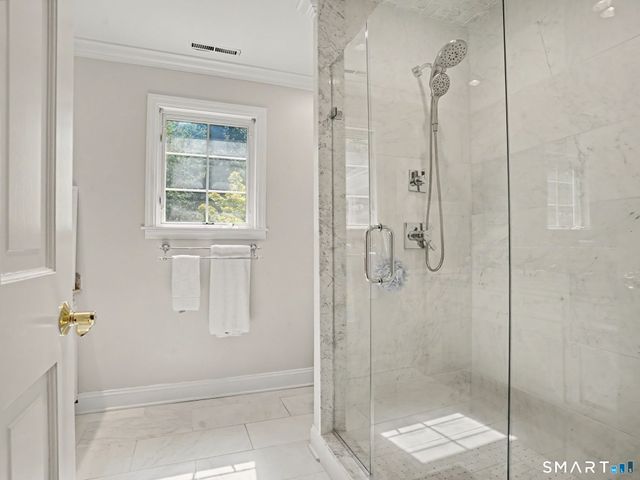 36 Lobsterback Road, Trumbull, CT 06611
