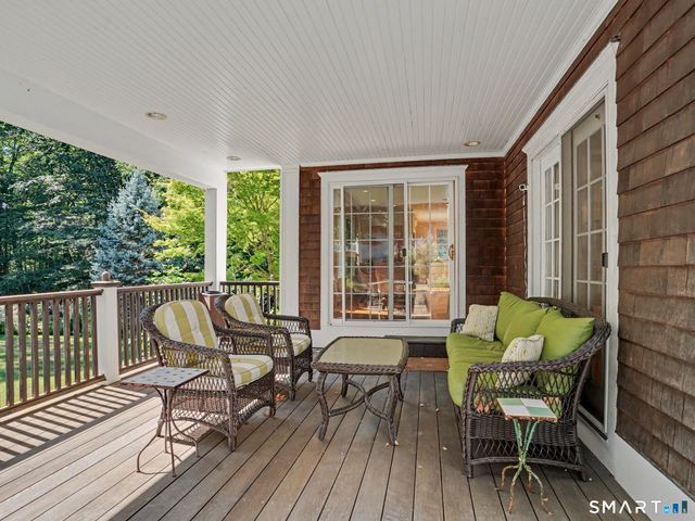 36 Lobsterback Road, Trumbull, CT 06611