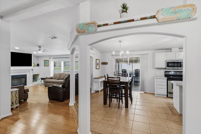 10165 Northlake Circle, Kemp, TX 75143