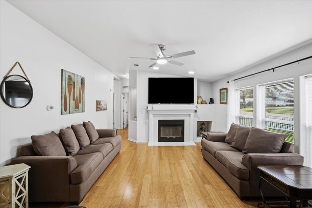 10165 Northlake Circle, Kemp, TX 75143